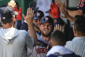 Stassi se desempeña como catcher de los Houston Astros a sus 27 años de edad. Fue drafteado en 2009 por los Oakland Athletics.