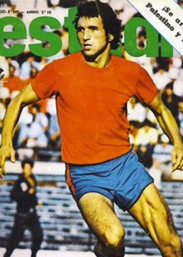 Jorge Américo Spedaletti jugó cinco partidos por la Roja entre 1975 y 1977. Nació en Rosario, Argentina.