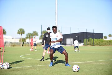 El equipo nacional está listo para el amistoso ante la Selección de Hernán Darío Gómez. Los dirigidos por Reinaldo Rueda realizaron trabajos tácticos en su último entrenamiento.