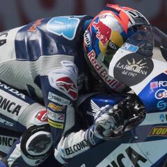 Pole de Martín a pesar de estar lesionado en el pie derecho