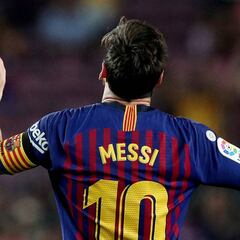 La marcha de Messi desata una batalla entre Emiratos