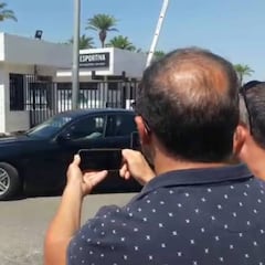 Así abandonó Rodrigo la ciudad deportiva del Valencia