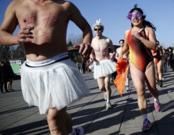 La Half-Naked Marathon es una iniciativa para reivindicar una mayor concienciación con el medio ambiente en Beijing.