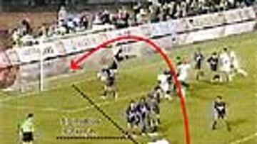 Con su habitual capacidad lanzó con efecto, marcando los tiempos, armoniosamente, como un maestro.