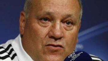Martin Jol: 'El Madrid es el gran favorito a la Champions'