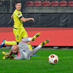 Las pruebas descartan lesión de gravedad de Foyth aunque estará dos meses de baja