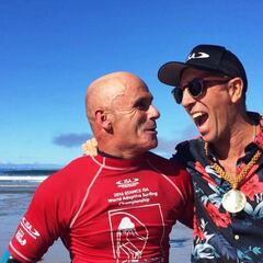 El surfista ciego Aitor Francesena 'Gallo' se proclama campeón del mundo