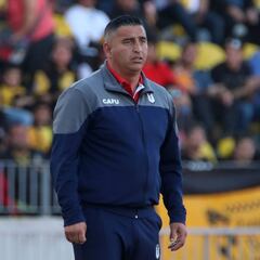 El DT que olvida dura renuncia con desafío clave en Ñublense