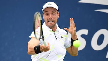 Bautista estrena el número 10 con un chasco ante Kukushkin