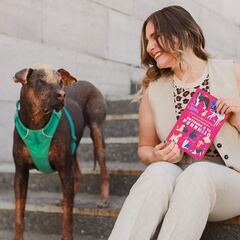 ¿Cómo puedo cuidar a mi perro de los fuegos artificiales en Año Nuevo?