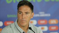 Eduardo Berizzo: "El mediocampo de Colombia fue la clave"