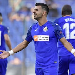 Un gol de Ángel endulza el viaje europeo del Getafe