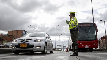 Pico y placa en Bogotá y Medellín hoy, 15 de octubre: restricción, horarios y excepciones