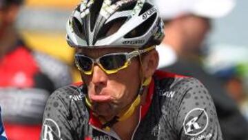 Nike: "Armstrong nos engañó una década"