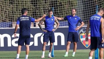 17/08/22
LEVANTE UD
CIUDAD DEPORTIVA
ENTRENAMIENTO
ROBER IBAEZ
SOLDADO
