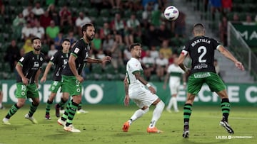 Sergio León, en su debut con el Elche.