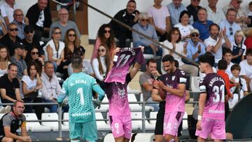 Fran Sol dedicó su gol ante la Peña Deportiva a su compañero Álex Gallar.
