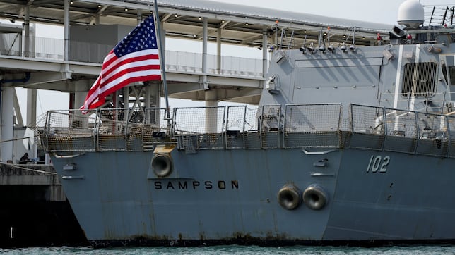 Estados Unidos lanza un aviso a Venezuela por el vuelo de los cazas F-16 junto al destructor USS Jason Dunham: “Se advierte firmemente”