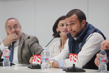 La Copa del Rey de rugby calienta motores con un Encuentro con los Ases en Valencia con la presencia de Manu Serrano, Santiago Santos, Elena Tejedor, Chema Valentín Gamazo y César Sempere.
 