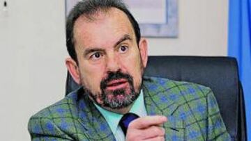 Ángel Torres, en su despacho.