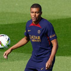 Kylian Mbappé left out of PSG tour to Japan