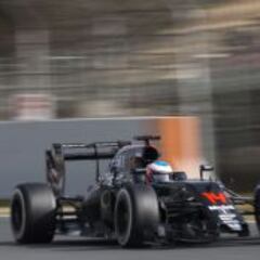 Alonso pilotará el McLaren el martes y el jueves en Barcelona