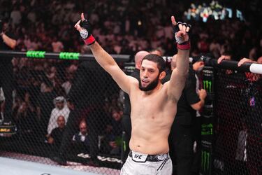 Chimaev parece ser baja en Arabia Saud¨ª y agrava los problemas de la UFC
