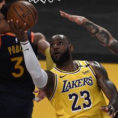 El buen partido de Juan Toscano no evita la caída de los Warriors