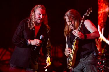 Maná emociona a Madrid con un concierto repleto de nostalgia: “Esto no es ‘fucking’ reguetón”