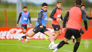 Manu García: "El equipo está muy bien físicamente; está fuerte"