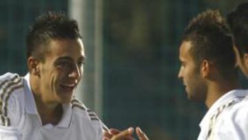 <b>EN LA OPERACIÓN. </b>Joselu y Jesé son del gusto de Villas-Boas y estaría dispuesto a negociar por ellos.