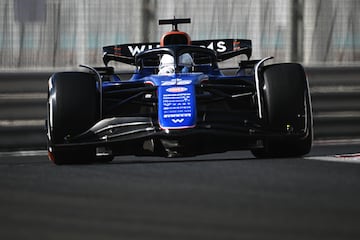 Adem¨¢s de Sainz, tambi¨¦n han debutado con sus nuevos equipos Nico Hulkenberg (con Sauber) y Esteban Ocon (con Haas).