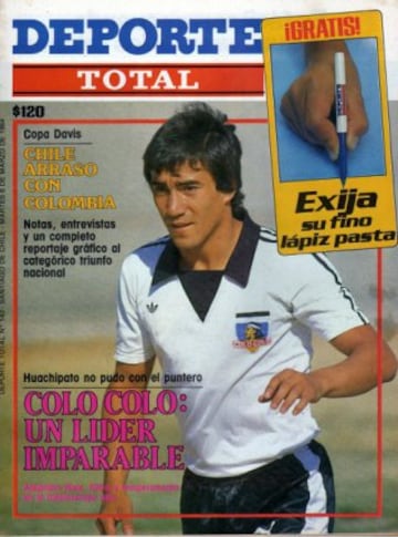 En su tiempo, el 'Chino' actuó volante de contención, su puesto original, pero también lo hizo de zaguero y lateral en Colo Colo y la Roja.