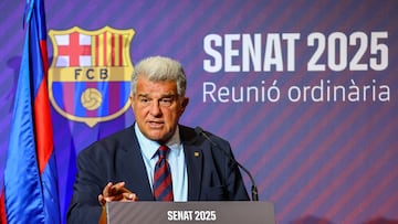Joan Laporta, presidente del Barcelon, tras la reunión ordinaria del Senado del FC Barcelona.