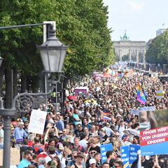 Los negacionistas toman Berlín