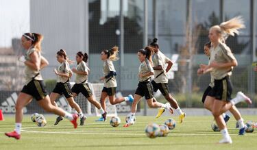 Primer Entrenamiento del Real Madrid Femenino.