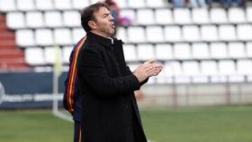 <b>MAL. </b>El técnico toledano del Valladolid no ha comenzado con buenos resultados.