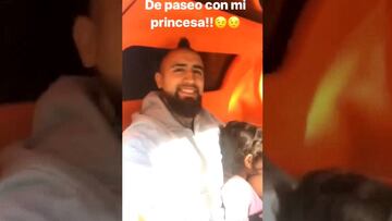 Vidal mostró un animado paseo junto a sus hijos en Alemania