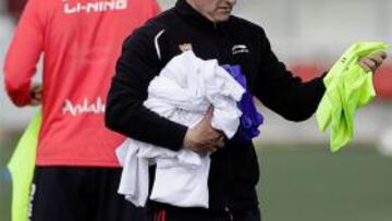 Míchel se lleva a la plantilla lejos de la Feria de Sevilla