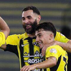 Benzema sentencia la liga saudí antes de retirarse lesionado