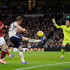 Gallagher debuta con derrota