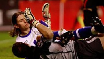 <b>IMPACTANTE. </b>La gravedad de la lesión del brasileño estremeció al público de Riazor.