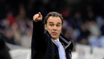 Lasarte dando órdenes.