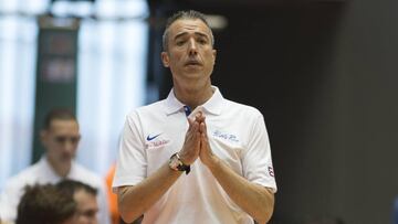 Paco Olmos seguirá siendo entrenador de Fuerza Regia