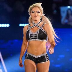 Alexa Bliss: "Cualquier luchadora mexicana me patearía el trasero"