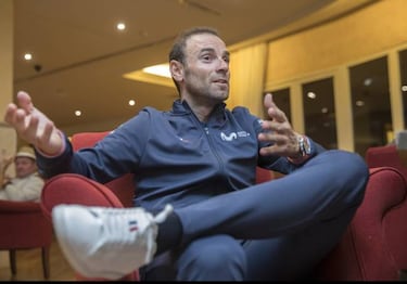 Valverde: "Me encanta vacilar de mi arco¨ªris con la grupeta"