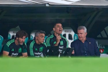 Afición pide la salida de Javier Aguirre tras empate con Uruguay