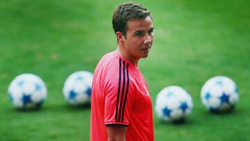 Mario G&ouml;tze durante un entrenamiento con el Bayern.