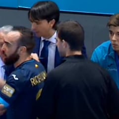 Ricardinho, indignado: "El árbitro me faltó al respeto"