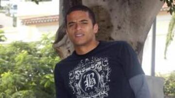 <b>A LA ESPERA. </b>Juvenal espera encontrar una solución a su futuro.